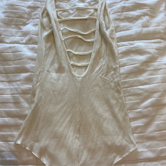 White Crossed Bodysuit Emma & Sam - Picture 3 of 3